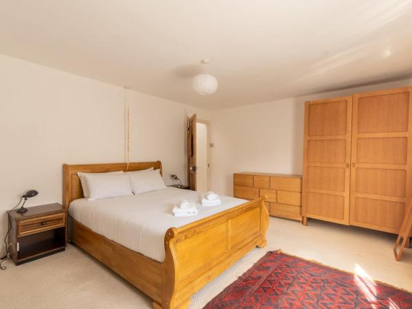 GuestReady - A Bohemian Home in Bath : photo 7 de la chambre maison de vacances