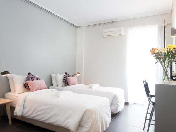 Athens Studios : photo 1 de la chambre studio urbain avec balcon - vue sur rue