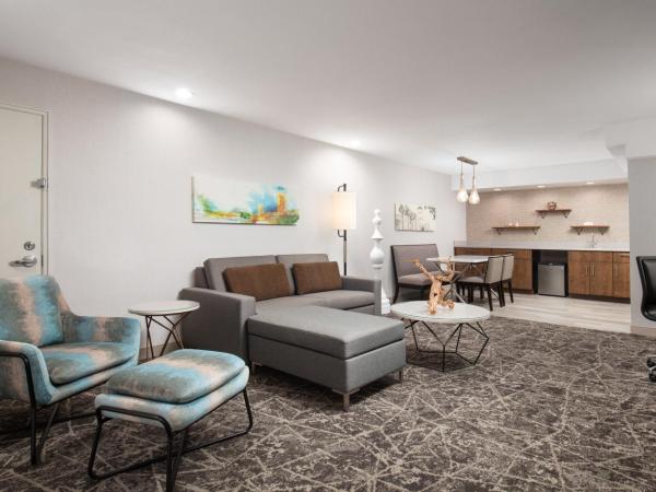 DoubleTree By Hilton Sacramento : photo 7 de la chambre suite présidentielle