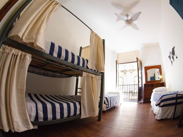 BA STOP Hostel : photo 1 de la chambre lit dans dortoir mixte de 4 lits