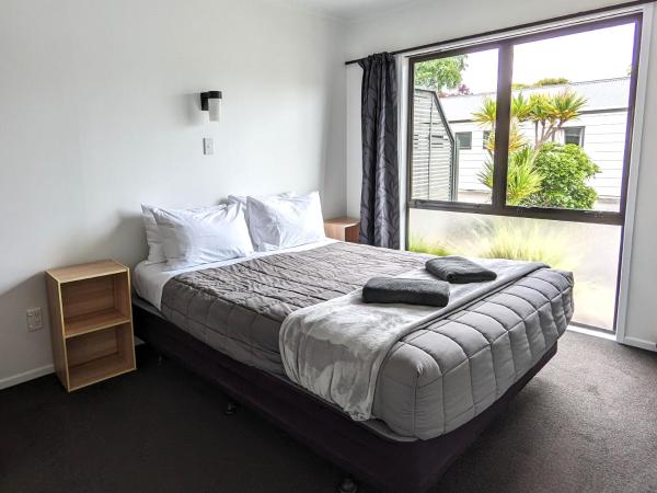 Holdens Bay Holiday Park : photo 2 de la chambre 2 bedroom ensuite motel style unit
