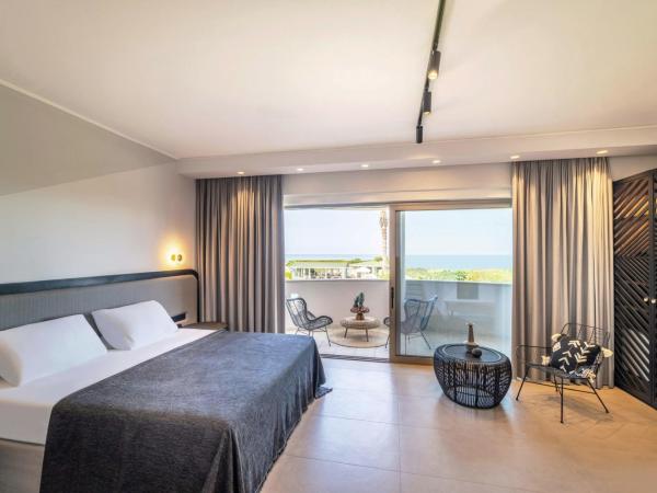 San Giovanni Beach Resort and Suites : photo 7 de la chambre superior panorama suite sea view