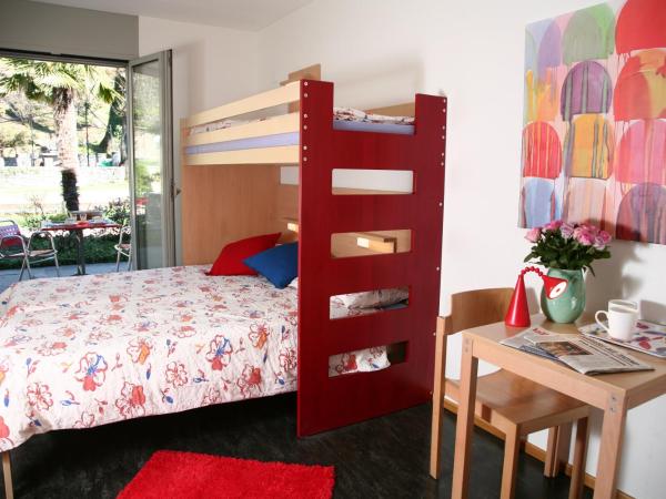 Lugano Savosa Youth Hostel : photo 2 de la chambre chambre double ou lits jumeaux confort 