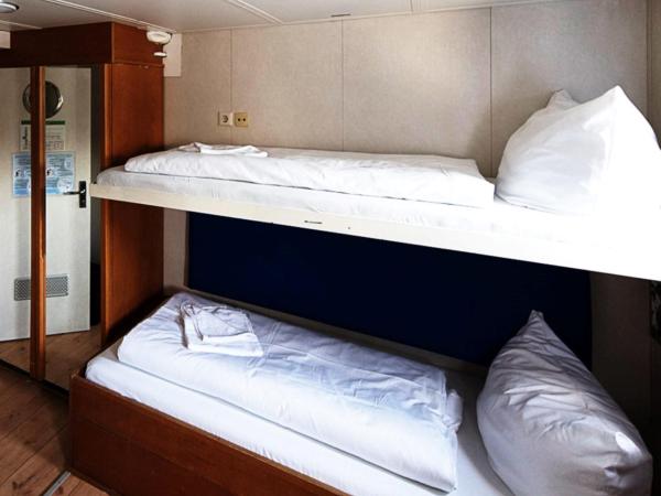 Shipotel-Berlin GmbH, Shipotel Eastern & Shipotel Western : photo 8 de la chambre quadruple cabin 2nd class -shipotel eastern