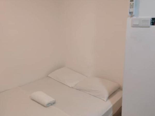 RAS Hotel : photo 6 de la chambre chambre double avec salle de bains privative