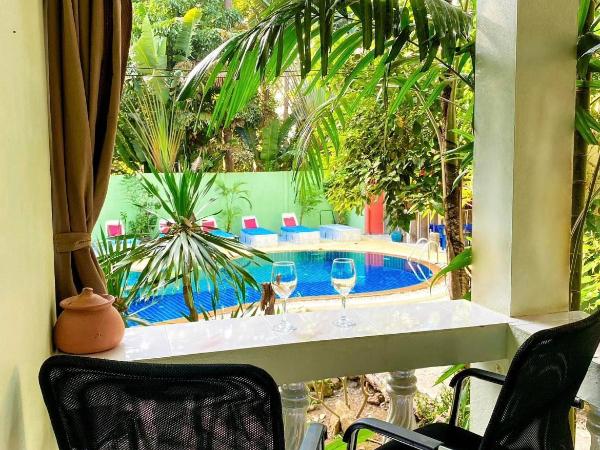 Kamrai Resort : photo 2 de la chambre bungalow with pool view
