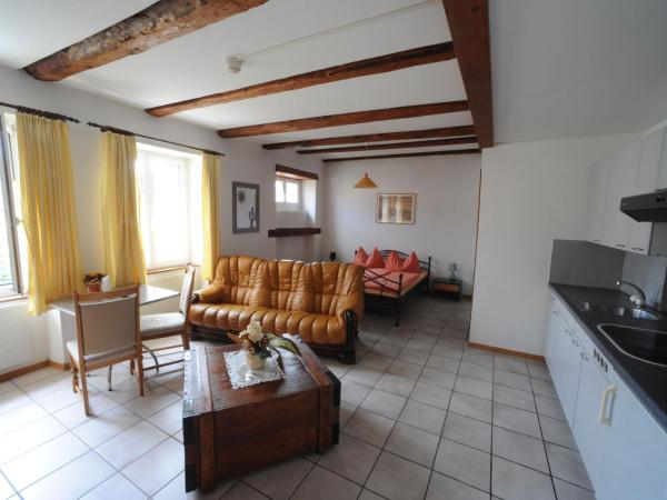 Chez Gilles hôtel resto bar SA : photo 4 de la chambre suite