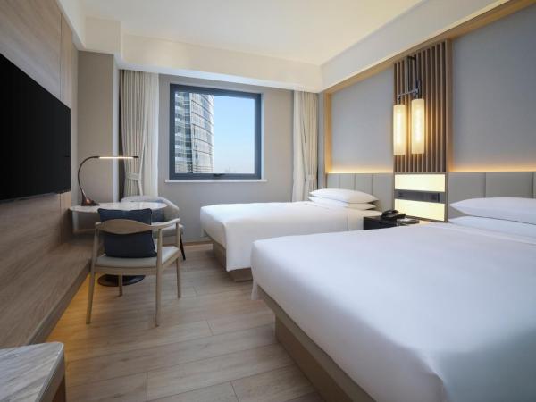 Courtyard By Marriott Shanghai Xujiahui : photo 6 de la chambre premium executive room - executive lounge access