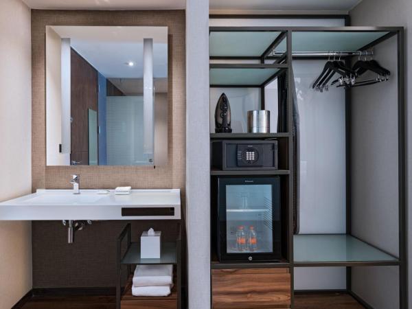 AC Hotel by Marriott Santa Fe : photo 3 de la chambre chambre double lifestyle