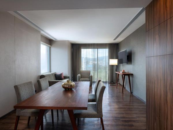 AC Hotel by Marriott Santa Fe : photo 4 de la chambre suite junior