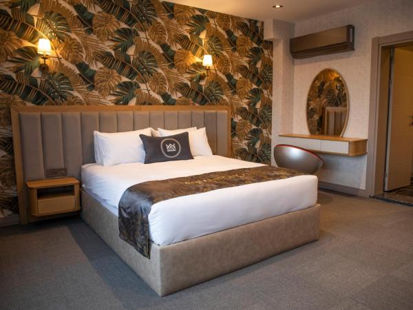 MATEO HOTEL : photo 5 de la chambre suite avec balcon