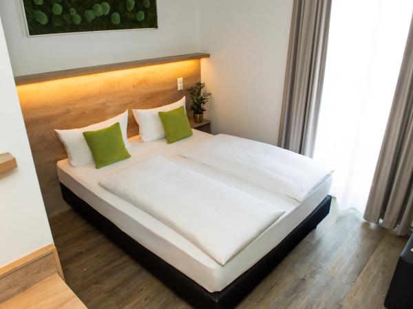Hotel Perlach Allee by Blattl : photo 2 de la chambre chambre supérieure lit queen-size