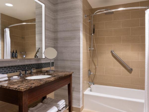 The Westin Book Cadillac Detroit : photo 7 de la chambre chambre lit king-size supérieure