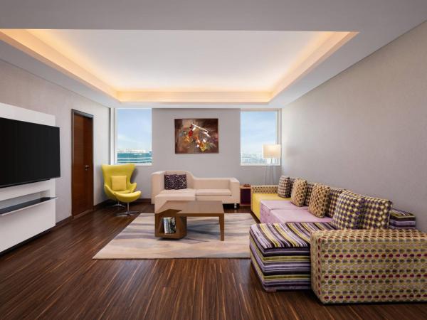 Aloft Bengaluru Outer Ring Road : photo 6 de la chambre breezy suite, 1 bedroom presidential suite, 1 king