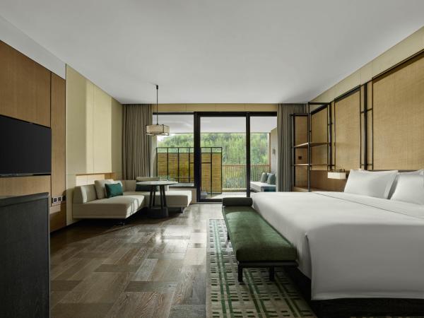 Banyan Tree Dongguan Songshan Lake : photo 2 de la chambre superior hillside view balcony king room