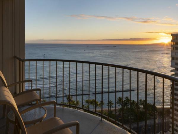 Waikiki Beach Marriott Resort & Spa : photo 2 de la chambre suite junior - vue sur océan