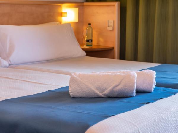 Hotel Xaine Park : photo 1 de la chambre chambre familiale (2 adultes + 1 enfant)