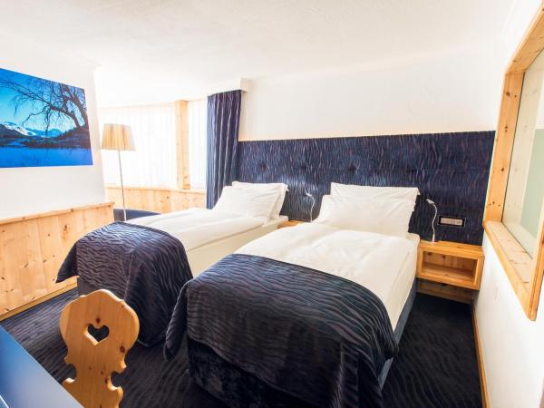 Sport & Wellnesshotel San Gian St. Moritz : photo 4 de la chambre chambre double supérieure