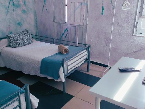SevillaDream : photo 3 de la chambre chambre lits jumeaux avec salle de bains commune