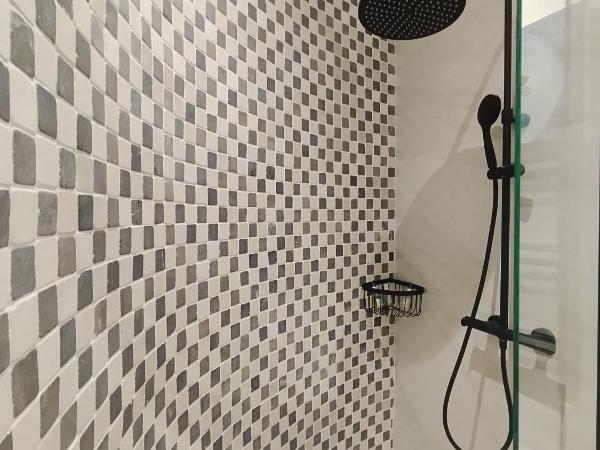 Pensión Boutique Caravan Cinema : photo 7 de la chambre appartement 3 chambres