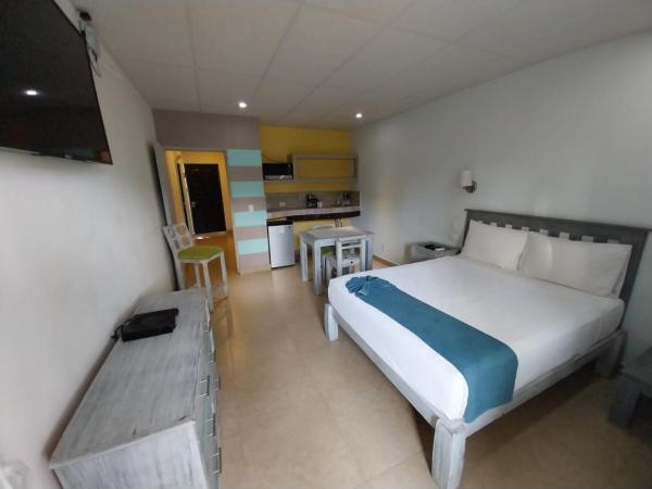 Santa Maria del Cabo : photo 2 de la chambre chambre lit queen-size - vue sur jardin