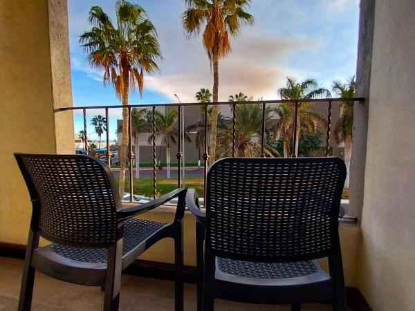 Santa Maria del Cabo : photo 2 de la chambre chambre lit queen-size avec balcon