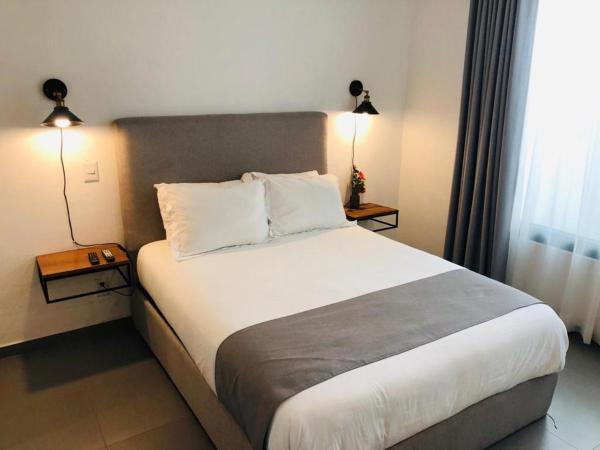 Urban Gran Plaza : photo 5 de la chambre chambre double