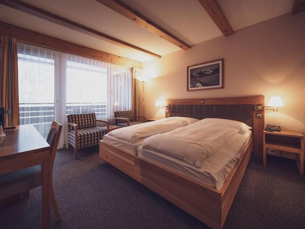 Mountain Plaza Hotel : photo 2 de la chambre chambre double classique avec balcon
