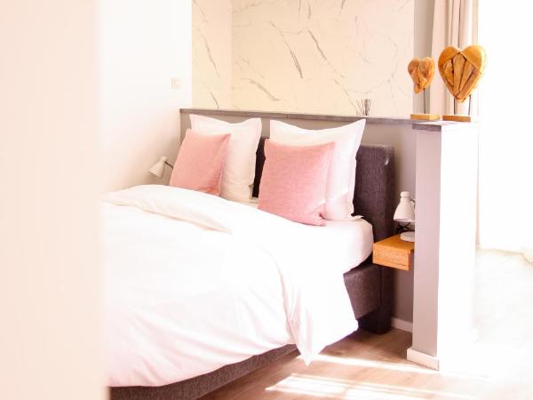 Villa les érables Restaurant Linea : photo 1 de la chambre grande chambre double 