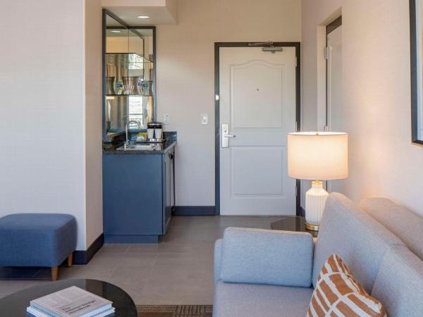 Hilton San Antonio Hill Country : photo 8 de la chambre suite 1 chambre lit king-size