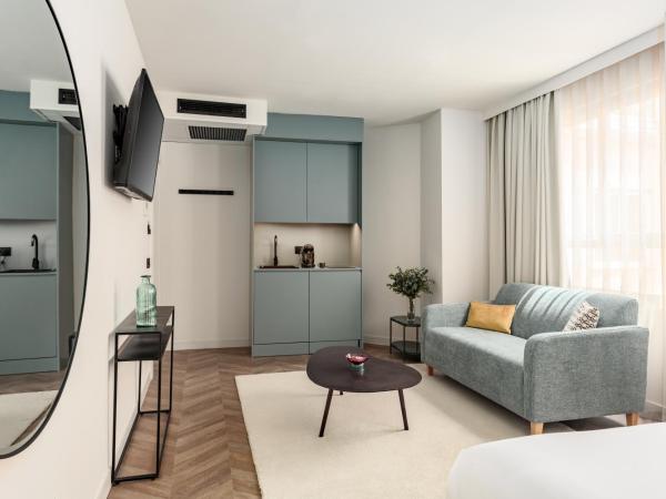 Tribu Malasaña : photo 9 de la chambre chambre double ou lits jumeaux deluxe supérieure