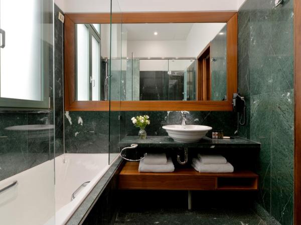 Athenaeum Eridanus Luxury Hotel : photo 9 de la chambre deluxe acropolis view room