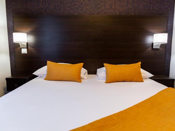 Hotel Astrid Caen centre : photo 3 de la chambre petite chambre double