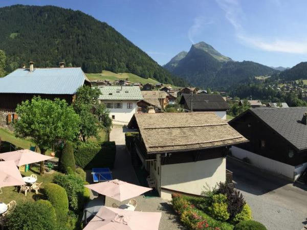Hôtel Les Côtes, Résidence Loisirs et Chalets : photo 9 de la chambre chambre double confort (2 adultes + 1 enfant)
