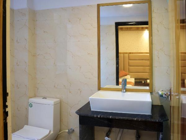 Hotel Executive Tower : photo 10 de la chambre chambre double ou lits jumeaux exécutive