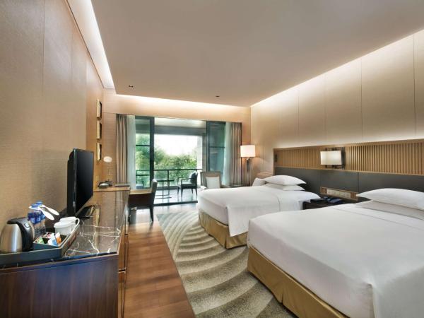 Hilton Wuhan Optics Valley : photo 2 de la chambre chambre lits jumeaux
