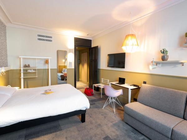 ibis Lyon Centre Perrache : photo 5 de la chambre chambre double premium avec canapé-lit