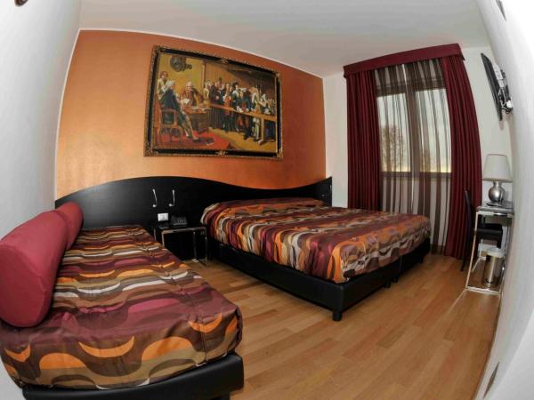 La Grotta Hotel : photo 6 de la chambre chambre double standard