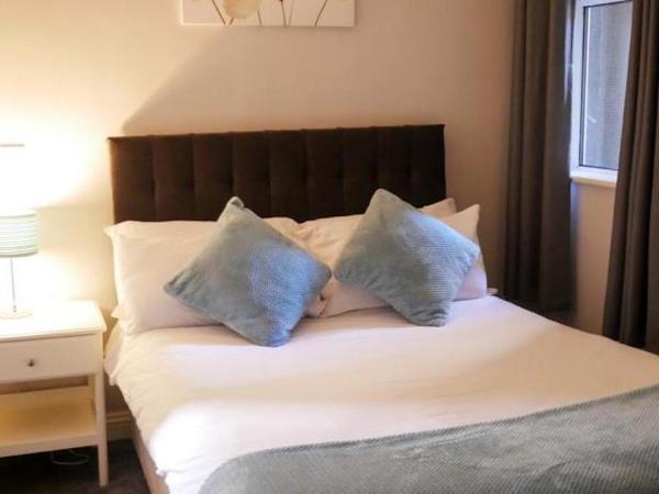 Eurostar Budget Rooms - Next to Kings Cross & Eurostar Train Station : photo 3 de la chambre chambre double avec salle de bains commune