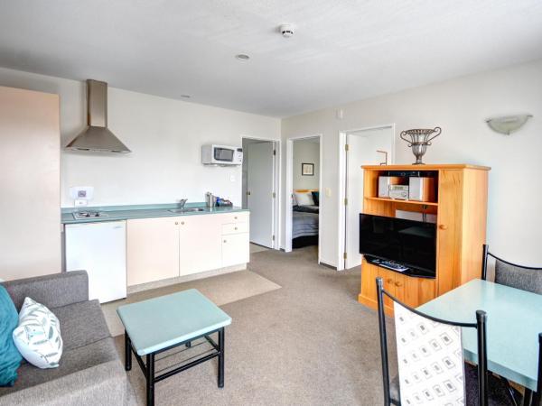 Alexis Motor Lodge : photo 3 de la chambre appartement 2 chambres avec baignoire spa