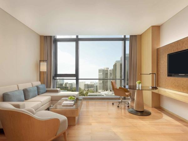 Courtyard by Marriott Shenzhen Bay : photo 1 de la chambre suite