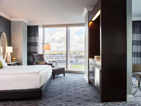 Kimpton Tryon Park Hotel, an IHG Hotel : photo 2 de la chambre premium king room with soaking tub and shower