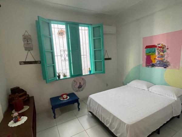 Solcity Hostel : photo 1 de la chambre chambre quadruple avec salle de bains commune