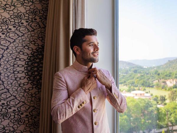 DoubleTree By Hilton Jaipur Amer : photo 5 de la chambre chambre lit king-size avec vue