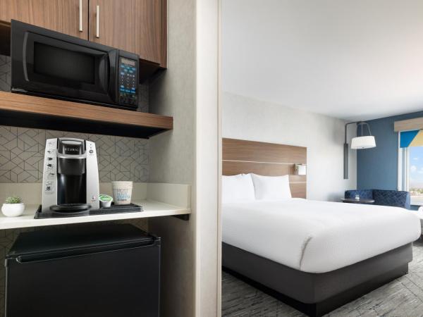 Holiday Inn Express Las Vegas Stadium Area, an IHG Hotel : photo 1 de la chambre chambre lit king-size standard