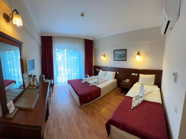 ASTORIA PARK Hotel & Spa ALL INCLUSIVE : photo 3 de la chambre chambre double avec balcon