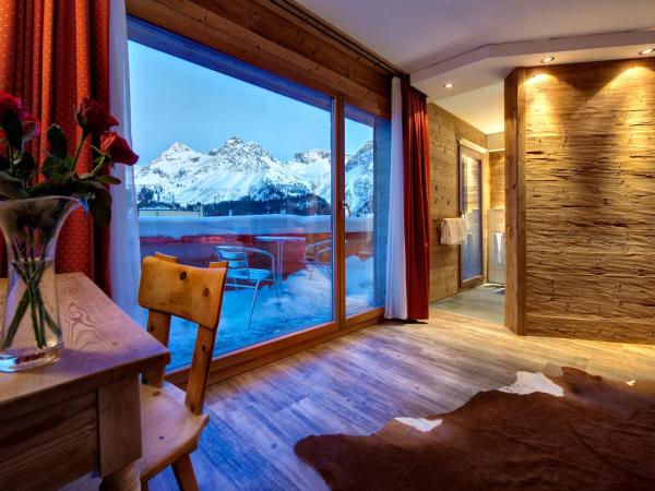 Arosa Vetter Hotel : photo 5 de la chambre chambre double deluxe - vue sur montagne