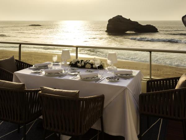 Sofitel Biarritz Le Miramar Thalassa : photo 10 de la chambre suite junior - vue sur océan 