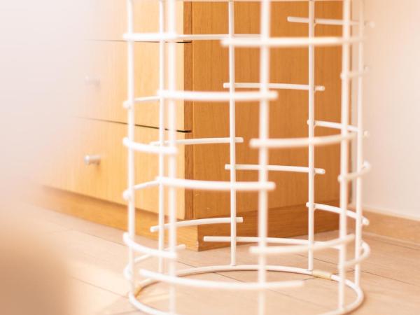 Hotel des Lices : photo 7 de la chambre chambre double ou lits jumeaux standard - vue sur la rue