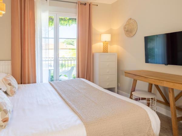 Hotel des Lices : photo 3 de la chambre chambre double ou lits jumeaux